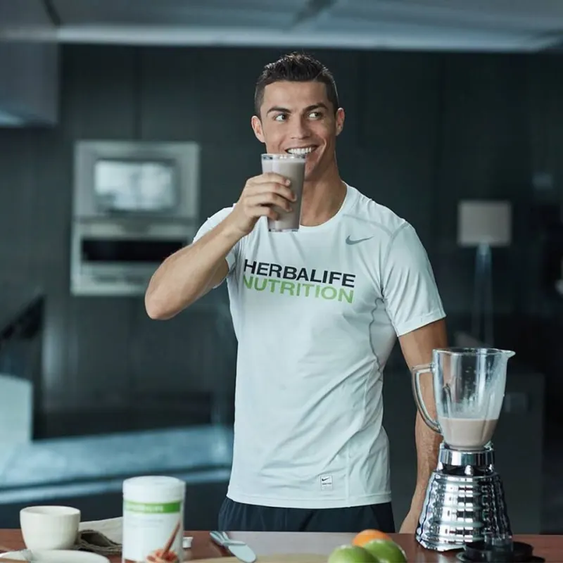 Кріштіану Роналду — амбасадор Herbalife та спортивного харчування Herbalife24